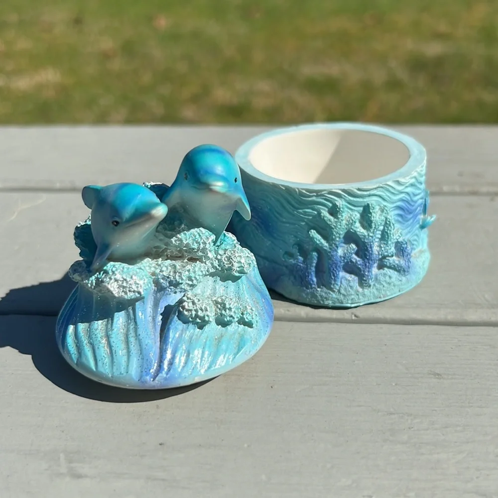 Sea World Dolphin Jewelry Box - Picture 6 of 13